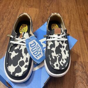 Hey Dude-Wendy Animal-Black Cow-Size 7 NWT(in box)